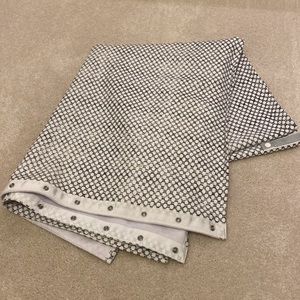 Lululemon vinyasa button scarf